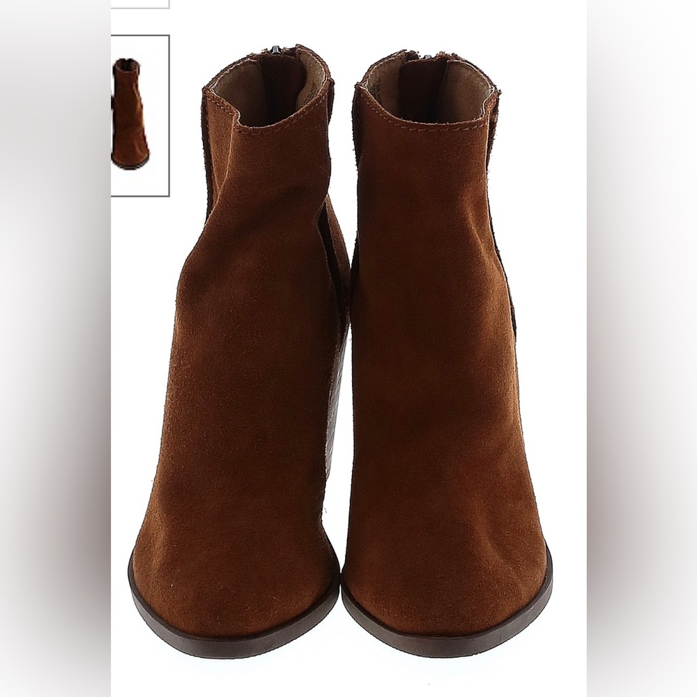 B.P. Genuine Leather Brown Ankle Boots size 6 - Picture 2 of 6